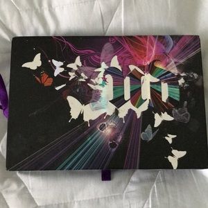 Urban Decay Butterfly Book of Shadows palette